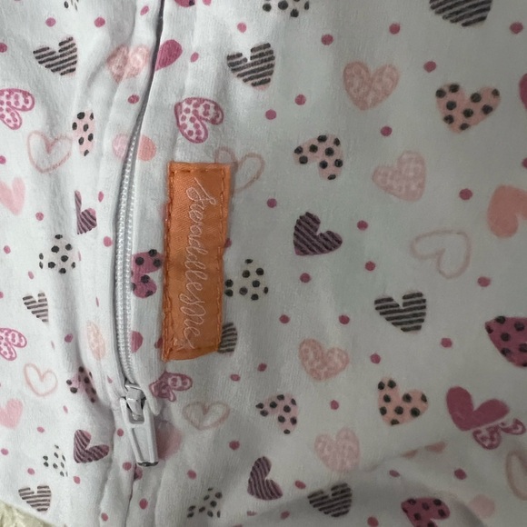 3 pack of swaddleme zip swaddles - used for 1 month size s/m - Picture 4 of 7